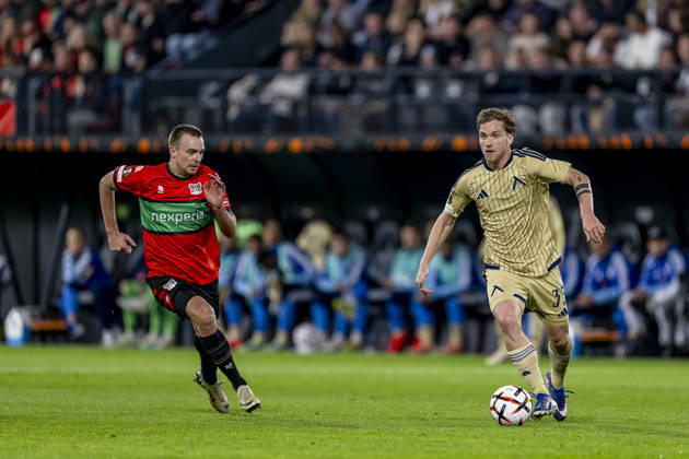 NIJMEGEN l NEC Nijmegen midfielder Darko Nejaömic and Levski Sofia midfielder Serginho during the UEFA Europa League match between NEC and Levski Sofia at Stadion De Goffert on October 15, 2026, in Nijmegen, the Netherlands. Photo by DeFodi Images