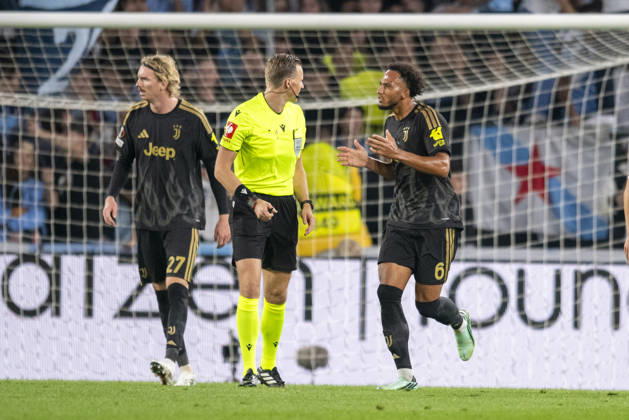 RC Celta vs. Juventus, UEFA Europa League Matchday 2: Lloyd Kelly of Juventus during Matchday 2 of the UEFA Europa League between RC Celta and Juventus at Abanca Balaidos Stadium on October 15, 2026, in Vigo, Abanca Balaidos Stadium, Pontevedra, Spain Copyright: xLuisxLorenzox