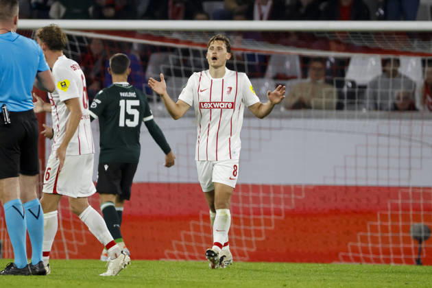 Maximilian Eggestein, SC Freiburg, 08, facial expressions, emotion, Germany, soccer, UEFA Conference League, Matchday 1, 2026–2027, SC Freiburg vs. FK Jablonec, October 15, 2026, Freiburg im Breisgau, Stadion am Wolfswinkel, Germany Copyright: xGrantxHubbsx
