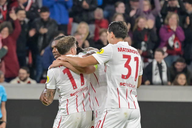 Celebration of the goal that made it 3–1 by Maximilian Eggestein (SC Freiburg, 08) with Lukas Kuebler (SC Freiburg, 17) and Igor Matanovic (SC Freiburg, 31) GER, SC Freiburg vs. JK Jablonec, Soccer, UEFA Conference League, Matchday 1, 2026–2027 season, October 15, 2026 (GER), SC Freiburg vs. JK Jablonec, soccer, UEFA Conference League, Matchday 1, 2026–2027 season, October 15, 2026, Freiburg Copyright: xEibner-Pressefotox EP_THS