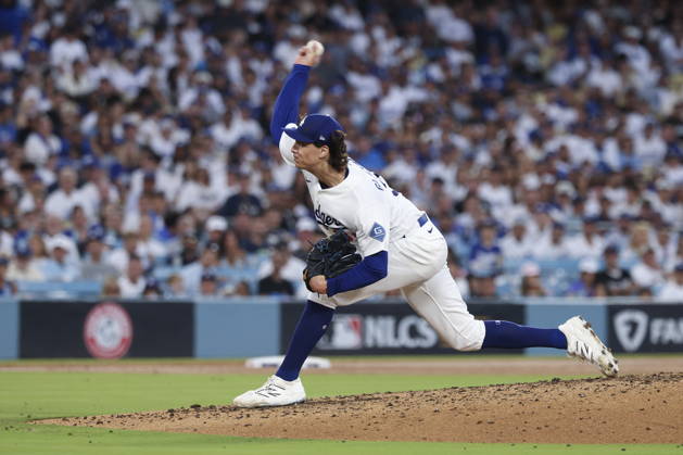 MLB, Baseball Herren, USA Postseason: NLCS Game 4 - Los Angeles Dodgers vs Milwaukee Brewers Los Angeles Dodgers pitcher Tyler Glasnow in action during Game 4 of the National League Championship Series between the Los Angeles Dodgers and the Milwaukee Brewers at Dodger Stadium in Los Angeles, California, USA, 15 October 2026. LOS ANGELES CALIFORNIA UNITED STATES  Copyright: xCHRISxTORRESx