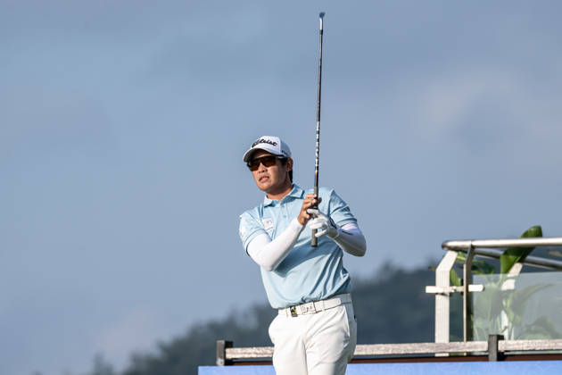 October 16, 2026, Coloane, Macao Sar, China: Rattanon WANNASRICHAN from Thailand. Round 2 in the Macao Open Golf at Macau Golf & Country Club. Macau Open Golf Round 2  - ZUMAr144 20261016_zap_r144_066 Copyright: xJaynexRussellx