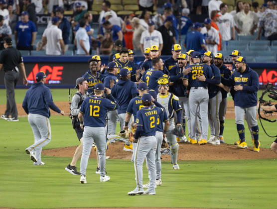October 15, 2026, Los Angeles, California, USA: Milwaukee Brewers players celebrated after winning the Game 4 of the National League Championship Series against the Los Angeles Dodgers at Dodgers Stadium in Los Angeles, California , on Oct. 15, 2026..Brewers won the game 6-4 to advance to the World Series . . Los Angeles USA - ZUMAa60_ 0869635352st Copyright: xArmandoxArorizox