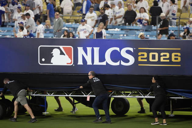 October 15, 2026, Los Angeles, California, USA: Milwaukee Brewers players celebrated after winning the Game 4 of the National League Championship Series against the Los Angeles Dodgers at Dodgers Stadium in Los Angeles, California , on Oct. 15, 2026..Brewers won the game 6-4 to advance to the World Series . . Los Angeles USA - ZUMAa60_ 0869635354st Copyright: xArmandoxArorizox