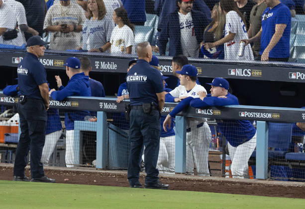 October 15, 2026, Los Angeles, California, USA: Milwaukee Brewers players celebrated after winning the Game 4 of the National League Championship Series against the Los Angeles Dodgers at Dodgers Stadium in Los Angeles, California , on Oct. 15, 2026..Brewers won the game 6-4 to advance to the World Series . . Los Angeles USA - ZUMAa60_ 0869635359st Copyright: xArmandoxArorizox