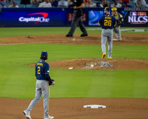 October 15, 2026, Los Angeles, California, USA: Milwaukee Brewers players celebrated after winning the Game 4 of the National League Championship Series against the Los Angeles Dodgers at Dodgers Stadium in Los Angeles, California , on Oct. 15, 2026..Brewers won the game 6-4 to advance to the World Series . . Los Angeles USA - ZUMAa60_ 0869635471st Copyright: xArmandoxArorizox