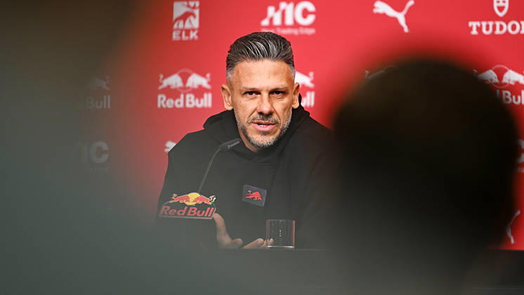 2026–2027 Bundesliga Season, Matchday 6, RB Leipzig Press Conference Ahead of Bayern Munich vs. RB Leipzig on October 16, 2026: Martin Demichelis, RB Leipzig Coach, at the RB Leipzig press conference ahead of the Bundesliga match against Bayern Munich on October 16, 2026, in Leipzig, Saxony, Germany, at the Red Bull training facility on Cottaweg
