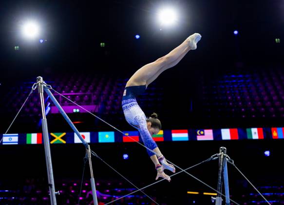 ROTTERDAM - Naomi Visser during podium training at the World Gymnastics Championships in Ahoy Rotterdam. IRIS VAN DEN BROEK ANP xVIxANPxSportx xxANPxIVx 572627352 originalFilename: 572627352.jpg