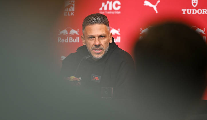 2026–2027 Bundesliga Season, Matchday 6, RB Leipzig Press Conference Ahead of Bayern Munich vs. RB Leipzig on October 16, 2026: Martin Demichelis, RB Leipzig Coach, at the RB Leipzig press conference ahead of the Bundesliga match against Bayern Munich on October 16, 2026, in Leipzig, Saxony, Germany, at the Red Bull training facility on Cottaweg