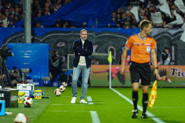 Tim Walter, Holstein Kiel, Coach (GER), Holstein Kiel vs. Hertha BSC, Soccer, 2. Bundesliga, Matchday 08, 2026–2027 Season, October 16, 2026 DFL regulations prohibit any use of photographs as image sequences and or quasi-video (GER), Holstein Kiel vs. Hertha BSC, Soccer, 2. Bundesliga, Matchday 8, 2026–2027 Season, October 16, 2026, Kiel Copyright: xEibner-Pressefoto MarcelxvonxFehrnx EP_MFN