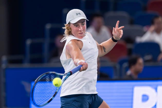 October 16, 2026, Wuhan, Hubei, China: Sonay Kartal of UK seen in action with Elina Svitolina of Ukraine (Not in view) during the Wuhan Open final match at the Optics Valley International Tennis Center. Sonay Kartal defeated Elina Svitolina with a score of 6-2, 2-6, 6-4. 2026 WTA, Tennis Damen Wuhan Open: Sonay Kartal - Elina Svitolin In China - 16 Oct  - ZUMAs197 20261016_aaa_s197_125 Copyright: xRenxYongx