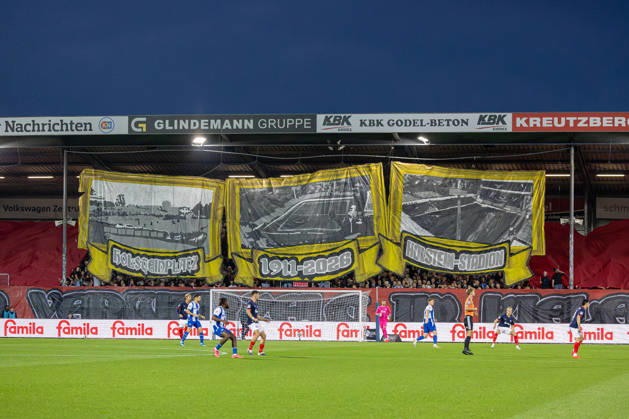 October 16, 2026 Soccer 2. Bundesliga Men s 2026–2027 Season, Matchday 8: Holstein Kiel vs. Hertha BSC. Kiel in dark blue, Berlin in white and blue stripes Choreographed display by Kiel fans at kickoff Kiel Holstein Stadium, Westring 501, Schleswig-Holstein, Germany