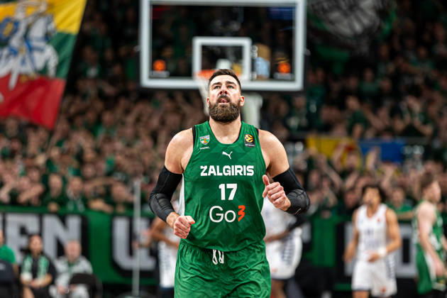Zalgiris Kaunas vs Anadolu Efes Istanbul - EuroLeague Jonas Valanciunas reacts during the EuroLeague basketball match between Zalgiris Kaunas and Anadolu Efes Istanbul at Zalgiris Arena in Kaunas, Lithuania. Kaunas Kaunas Lithuania