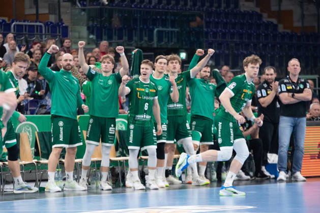 Handball, HBL2: SC DHfK Leipzig vs. ASV Hamm Westfalen, October 16, 2026—Jubilation and excitement on the SC DHfK Leipzig bench. Handball, 2nd Bundesliga, 2026–2027 season, Matchday 8: SC DHfK Leipzig vs. ASV Hamm Westfalen on October 16, 2026, at the Quarterback Immobilien Arena Leipzig Copyright: xBEAUTIFULxSPORTS JanxKaeferx