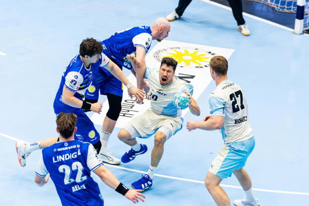 October 16, 2026, GER, Handball, Men, 2026–2027 Season, Opel 1st Division, Matchday 9, ThSV Eisenach vs. VfL Gummersbach, Alex Dujshebaev (VfL Gummersbach), Tillman Leu (ThSV Eisenach, 99), Dominik Solak (ThSV Eisenach, 30), 99817 Eisenach, Werner Assmann, Halle am Sportpark, Thuringia, Germany