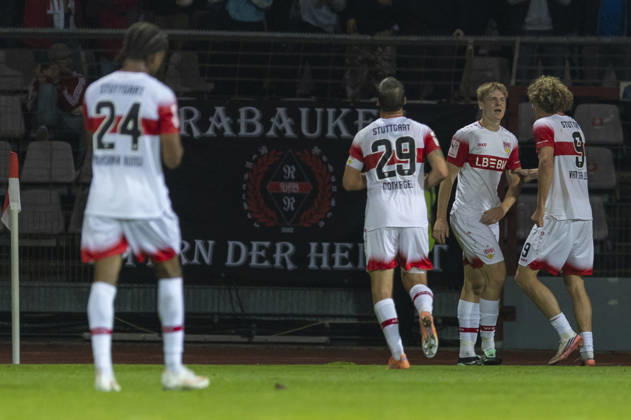 3rd Division, Fortuna Cologne vs. VfB Stuttgart U21, October 16, 2026: Celebrations after the go-ahead goal. 3rd Division, Fortuna Cologne vs. VfB Stuttgart U21, Matchday 10, October 16, 2026, Südstadion, Cologne. DFB regulations prohibit any use of photographs as image sequences and or quasi-video. Copyright: xBEAUTIFULxSPORTS Meuselx
