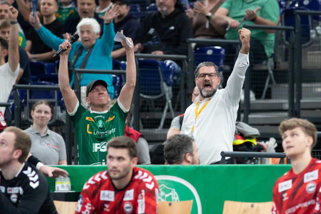 Handball, HBL2: SC DHfK Leipzig vs. ASV Hamm Westfalen, October 16, 2026—Celebrations with Managing Director Karsten Günther, SC DHfK Leipzig. Handball, 2nd Bundesliga, 2026–2027 season, Matchday 8: SC DHfK Leipzig vs. ASV Hamm Westfalen on October 16, 2026, at the Quarterback Immobilien Arena Leipzig Copyright: xBEAUTIFULxSPORTS JanxKaeferx