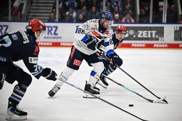 Daniel Pietta ERC Ingolstadt 86 Schwenninger Wild Wings vs. ERC Ingolstadt, DEL, Regular Season, Matchday 8, 2026–2027 Season, October 16, 2026: Schwenninger Wild Wings vs. ERC Ingolstadt, DEL, Regular Season, Matchday 8, 2026–2027 Season, October 16, 2026, Schwenningen Copyright: xEibner-Pressefoto SvenxLaeglerx EP_SVL