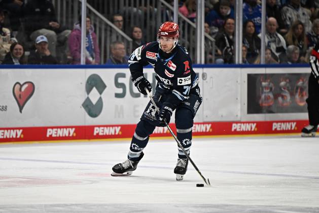 Will Weber Schwenninger Wild Wings 78 Schwenninger Wild Wings vs. ERC Ingolstadt, DEL, Regular Season, Matchday 8, 2026–2027 Season, October 16, 2026: Schwenninger Wild Wings vs. ERC Ingolstadt, DEL, Regular Season, Matchday 8, 2026–2027 Season, October 16, 2026, Schwenningen Copyright: xEibner-Pressefoto SvenxLaeglerx EP_SVL