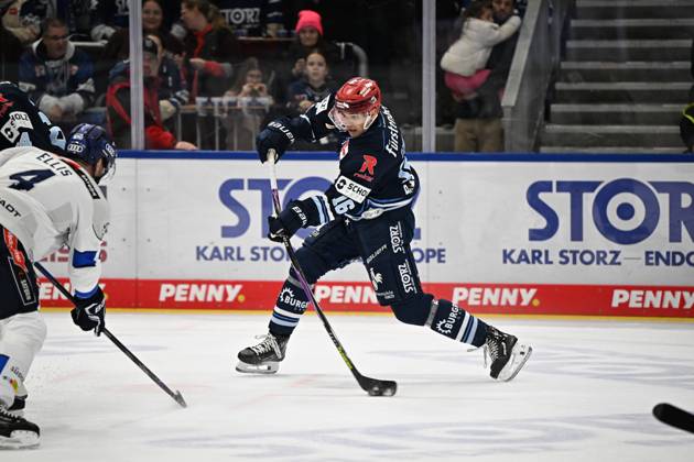 Arkadiusz Dziambor Schwenninger Wild Wings 16 Schwenninger Wild Wings vs. ERC Ingolstadt, DEL, Regular Season, Matchday 8, 2026–2027 Season, October 16, 2026: Schwenninger Wild Wings vs. ERC Ingolstadt, DEL, Regular Season, Matchday 8, 2026–2027 Season, October 16, 2026, Schwenningen Copyright: xEibner-Pressefoto SvenxLaeglerx EP_SVL
