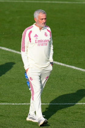 October 17, 2026, Valdebebas, Madrid, Spain: Jose Mourinho, head coach of Real Madrid during the training day of Real Madrid ahead the Spanish League, LaLiga EA Sports, football match against Sevilla FC at Ciudad Deportiva Real Madrid on October 17, 2026, in Valdebebas, Madrid, Spain. Real Madrid Training And press conference, PK, Pressekonferenz - LaLiga Ea Sports  - ZUMAa181 20261017_zaa_a181_040 Copyright: xDennisxAgyemanx