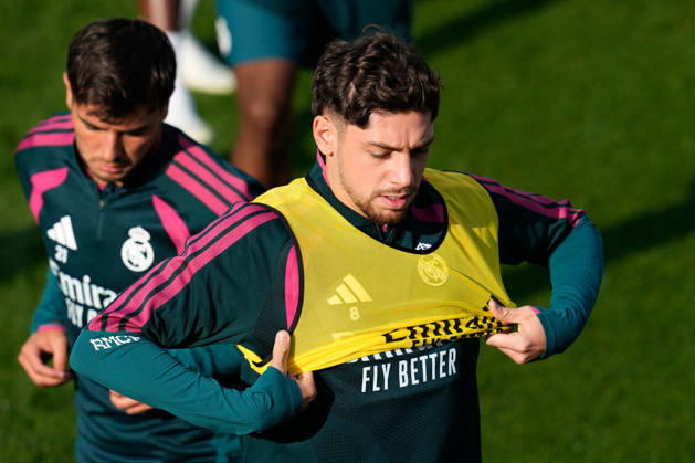 October 17, 2026, Valdebebas, Madrid, Spain: Federico Valverde during the training day of Real Madrid ahead the Spanish League, LaLiga EA Sports, football match against Sevilla FC at Ciudad Deportiva Real Madrid on October 17, 2026, in Valdebebas, Madrid, Spain. Real Madrid Training And press conference, PK, Pressekonferenz - LaLiga Ea Sports  - ZUMAa181 20261017_zaa_a181_052 Copyright: xDennisxAgyemanx