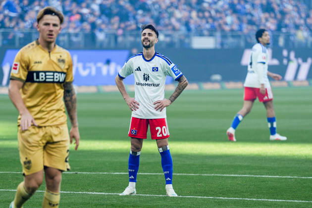 Germany Soccer Bundesliga 2026–27, Matchday 6: Hamburger SV (HSV) vs. VfB Stuttgart at Volkspark Stadium, Hamburg; Fabio Vieira (Hamburger SV, 20), Finn Jeltsch (VfB Stuttgart, 29) Copyright: xStefanxTrochax
