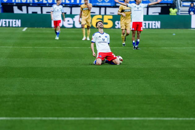 Germany Soccer Bundesliga 2026–27, Matchday 6: Hamburger SV (HSV) vs. VfB Stuttgart at Volkspark Stadium, Hamburg; Fabio Vieira, Hamburger SV, 20 Copyright: xStefanxTrochax