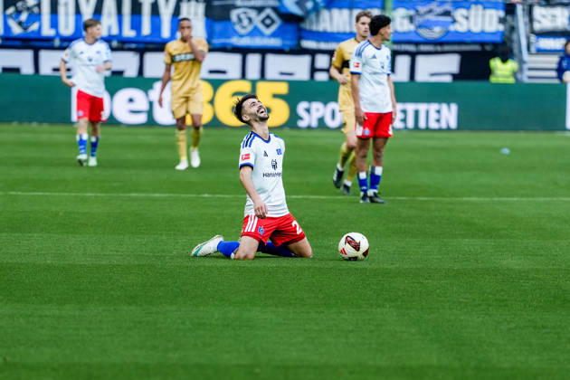 Germany Soccer Bundesliga 2026–27, Matchday 6: Hamburger SV (HSV) vs. VfB Stuttgart at Volkspark Stadium, Hamburg; Fabio Vieira, Hamburger SV, 20 Copyright: xStefanxTrochax