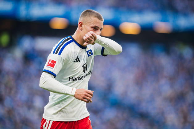 1 Bundesliga: Hamburger SV vs. VfB Stuttgart, October 17, 2026; Miro Muheim (Hamburger SV), 28; Soccer, 1 Bundesliga, Matchday 6: Hamburger SV vs. VfB Stuttgart on October 17, 2026, at the Volksparkstadion, Hamburg. DFL regulations prohibit any use of photographs as image sequences and or quasi-video. Copyright: xBEAUTIFULxSPORTS Tonhäuserx