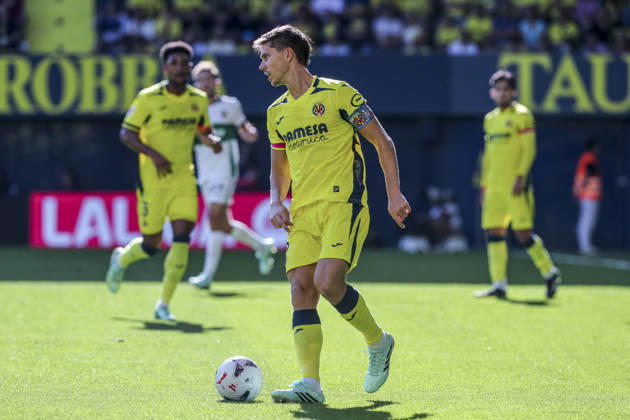 October 17, 2026, Villarreal, Castellon, SPAIN: Juan Foyth of Villarreal CF in action during the Spanish league, LaLiga EA Sports, football match played between Villarreal CF and Elche CF at La Ceramica stadium on October 17, 2026, in Villarreal, Spain. Villarreal SPAIN - ZUMAa181 20261017_zaa_a181_193 Copyright: xIvanxTerronx