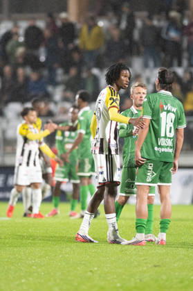 SOCCER - BL, A.Lustenau vs LASK LUSTENAU,AUSTRIA,17.OCT.26 - SOCCER - ADMIRAL Bundesliga, SC Austria Lustenau vs Linzer ASK. Image shows Nael Kane (LASK), Pius Grabher and Robin Voisine (A.Lustenau).  GEPAxpictures xOliverxLerch