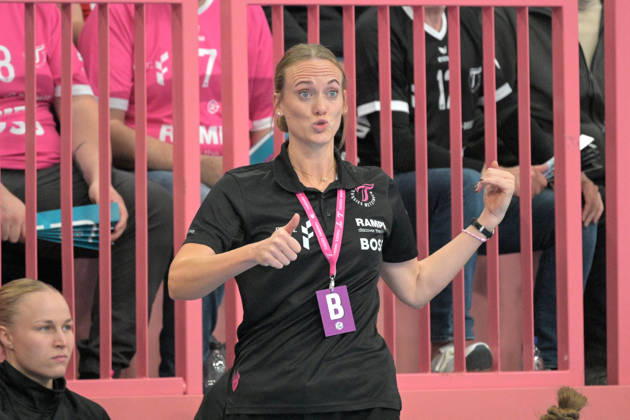 Miriam Hirsch, TusSies Metzingen, Coach, TusSies Metzingen vs. Sport Union Neckarsulm, Handball, Alsco HBF, Matchday 6, 2026–2027 Season, October 17, 2026, TusSies Metzingen vs. Sport Union Neckarsulm, Handball, Alsco HBF, Matchday 6, 2026–2027 Season, October 17, 2026, Tübingen Copyright: xEibner-Pressefotox EP_TBR