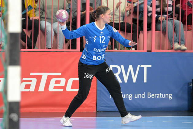 Marie Kristin Weiss (TusSies Metzingen, 12) im Tor am Ball TusSies Metzingen vs. Union Neckarsulm , Handball, Alsco HBF, 06.Ligaspieltag, Saison 2026 2027, 17.10.2026 TusSies Metzingen vs. Sport-Union Neckarsulm , Handball, Alsco HBF, 06.Ligaspieltag, Saison 2026 2027, 17.10.2026 Tuebingen Copyright: xEibner-Pressefotox EP_TBR