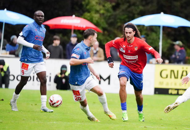 October 26, 2017, Cham, Switzerland; Men s Soccer, 2026–2027 Season, Swiss Cup, Round 2, SC Cham vs. FC Sion, 0–2; Photo: Josias Lukembila and Nias Hefti (FC Sion) vs. Marin Wiskemann (SC Cham); Reaction