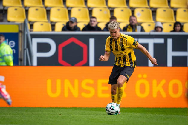 Lukas Scepanik, Alemannia Aachen, 07 TSV Alemannia Aachen vs. FC Hansa Rostock, Soccer, 3rd Division, Matchday 10, 2026–2027 Season, October 17, 2026 DFB regulations prohibit any use of photographs as image sequences and or quasi-video TSV Alemannia Aachen vs. FC Hansa Rostock, soccer, 3rd Division, Matchday 10, 2026–2027 Season, October 17, 2026, Aachen Copyright: xEibner-Pressefoto J.xDerondeaux EP_JDU