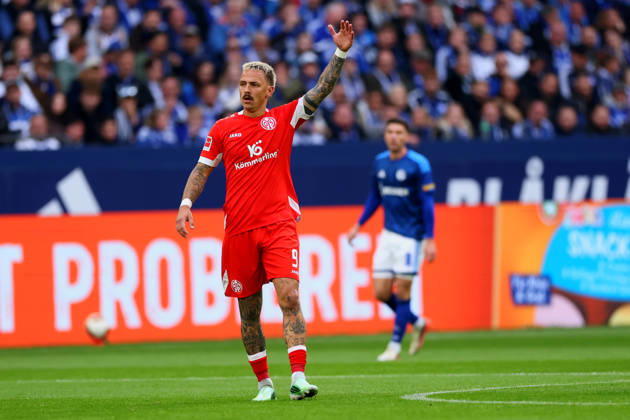 GELSENKIRCHEN, GERMANY - OCTOBER 17: Phillip Tietz of 1. FSV Mainz 05 gestures prior to the Bundesliga 2026 27 match between FC Schalke 04 and 1. FSV Mainz 05 at Veltins-Arena on October 17, 2026 in Gelsenkirchen, Germany. Copyright: xRenexNijhuisx