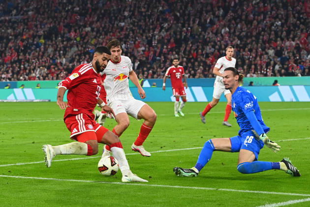 Ismael SAIBARI, Bayern Munich, action, tackle against Willi ORBAN (L) and goalkeeper Maarten VANDEVOORDT (L), penalty area play, scoring chance, soccer, Bundesliga, 2026–2027 season, Matchday 6, Matchday 06, FC Bayern Munich vs. RB Leipzig 6–1 on October 17, 2026, Allianz Arena
