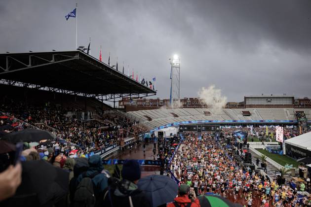AMSTERDAM - The start of the Amsterdam Marathon. ANP RAMON VAN FLYMEN xVIxANPxSportx xxANPxIVx 572810341 originalFilename: 572810341.jpg