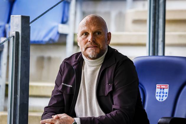 ZWOLLE , 18-10-2026 , mac3park , season 2026 2027 , Dutch Eredivisie football , match between PEC Zwolle and Go Ahead Eagles , picture shows GA Eagles trainer coach Joseph Oosting PEC - Go Ahead Eagles  x208671698x Copyright: