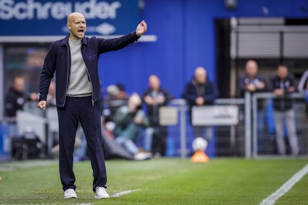 ZWOLLE , 18-10-2026 , mac3park , season 2026 2027 , Dutch Eredivisie football , match between PEC Zwolle and Go Ahead Eagles , picture shows PEC Zwolle Assistant coach Dennis van der Ree PEC - Go Ahead Eagles  x208674637x Copyright: