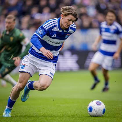 ZWOLLE , 18-10-2026 , mac3park , season 2026 2027 , Dutch Eredivisie football , match between PEC Zwolle and Go Ahead Eagles , picture shows PEC Zwolle player Gilles van der Wal PEC - Go Ahead Eagles  x208674647x Copyright: