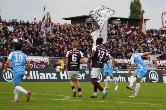 Pictured: Tom Baumgart of Chemnitzer FC, 29, taking a shot on goal on October 18, 2026, BFC Dynamo vs. Chemnitzer FC, Regionalliga Nordost, 2026–27 season, Sportforum Hohenschoenhausen Copyright: HMBxMedia xPascalxSpanehl