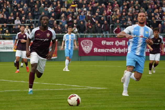 Pictured: Larry Nana Oellers (BFC Dynamo), 13; Jan Loehmannsroeben (Chemnitzer FC), 4; October 18, 2026; BFC Dynamo vs. Chemnitzer FC; Regionalliga Nordost; 2026–27 season; Sportforum Hohenschoenhausen Copyright: HMBxMedia xPascalxSpanehl