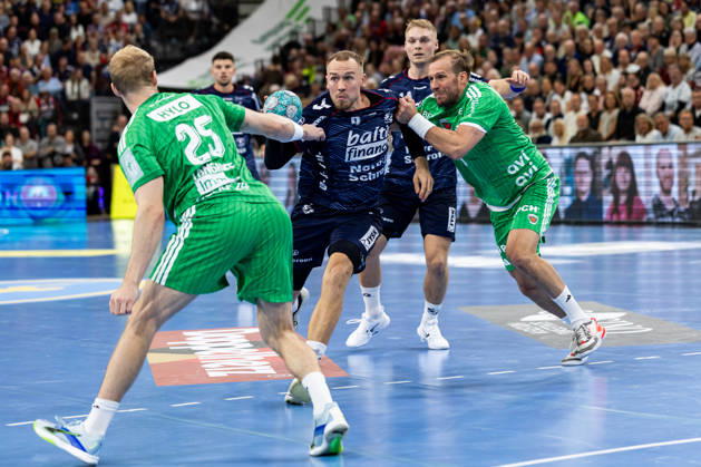 Opel HBL SG Flensburg Handewitt vs. Füchse Berlin, October 18, 2026: Simon Pytlick, No. 02, SG Flensburg Handewitt on the attack. Opel HBL SG Flensburg Handewitt vs. Füchse Berlin, GGW Arena, October 18, 2026 Copyright: xBEAUTIFULxSPORTS MarioxM.xKobergx