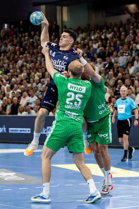 Opel HBL SG Flensburg Handewitt vs. Füchse Berlin, October 18, 2026. Aymeric Minne, No. 44, SG Flensburg Handewitt on the attack. Opel HBL SG Flensburg Handewitt vs. Füchse Berlin, GGW Arena, October 18, 2026 Copyright: xBEAUTIFULxSPORTS MarioxM.xKobergx