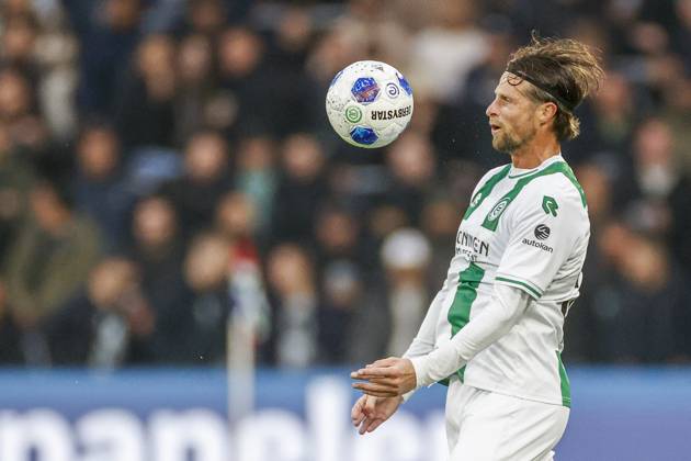GRONINGEN , 18-10-2026 , Euroborg Stadium, season 2026 2027 , Dutch Eredivisie Football , match between FC Groningen and Ajax. Picture shows FC Groningen player Hans Hateboer Groningen - Ajax  x208698229x Copyright: