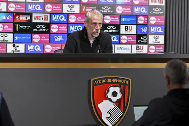 AFC Bournemouth v Sunderland, Premier League Bournemouth Manager Marco Rose being interviewed after the AFC Bournemouth v Sunderland Premier League match at Vitality Stadium, Bournemouth, England on 18 October 2026 Credit: Andy Thomas Every Second Media Editorial use only. All images are copyright Every Second Media Limited. No images may be reproduced without prior permission. All rights reserved. Premier League and Football League images are subject to licensing agreements with Football DataCo Limited. see https: www.football-dataco.com Copyright: xIMAGO EveryxSecondxMediax ESM-2234-0066 AndyxThomasx xEveryxSecondxMediax