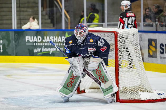 Ilya Sharipov, Ravensburg Towerstars, 43, GER, Ravensburg Towerstars vs. Eispiraten Crimmitschau, Ice Hockey, DEL2 Regular Season, Matchday 10, 2026–2027 Season, October 18, 2026, GER, Ravensburg Towerstars vs. Eispiraten Crimmitschau, Ice Hockey, DEL2 Regular Season, Matchday 10, 2026–2027 Season, October 18, 2026, Ravensburg Copyright: xEibner-Pressefoto MaximilianxRistx EP_MRT