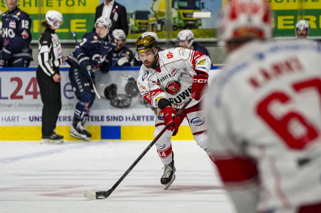 Louis Brune Eispiraten Crimmitschau, 84, GER, Ravensburg Towerstars vs. Eispiraten Crimmitschau, Ice Hockey, DEL2 Regular Season, Matchday 10, 2026–2027 Season, October 18, 2026, GER, Ravensburg Towerstars vs. Eispiraten Crimmitschau, Ice Hockey, DEL2 Regular Season, Matchday 10, 2026–2027 Season, October 18, 2026, Ravensburg Copyright: xEibner-Pressefoto MaximilianxRistx EP_MRT